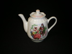 ф0727 Чайник 1750 см3, ф.116а , "Мадонна"